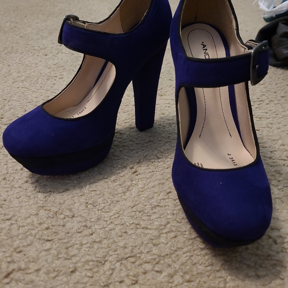 ANDREA FENZI Shoes - Andrea heels great condition